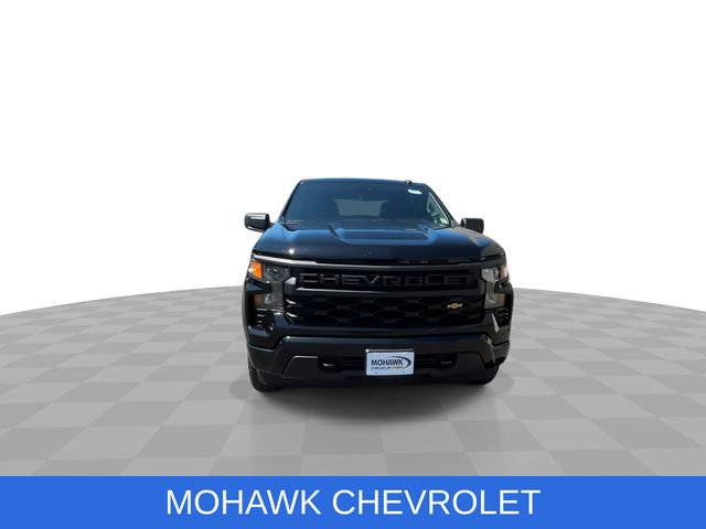 Used 2022 Chevrolet Silverado 1500 Custom AWD/4WD image 3