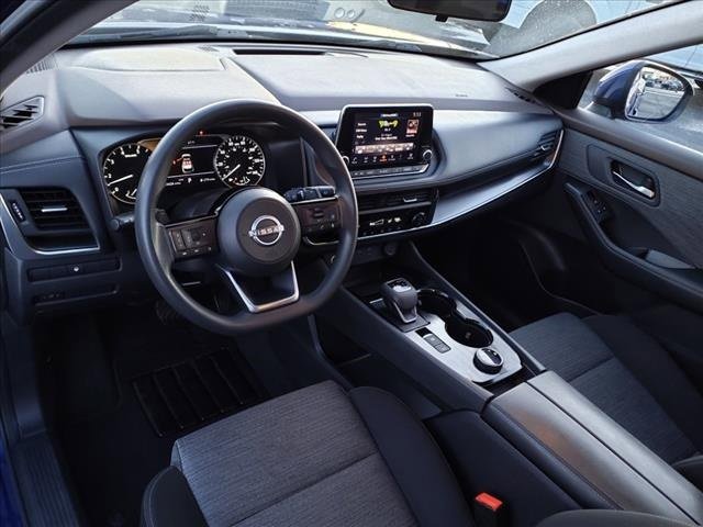 Used 2023 Nissan Rogue SV image 19