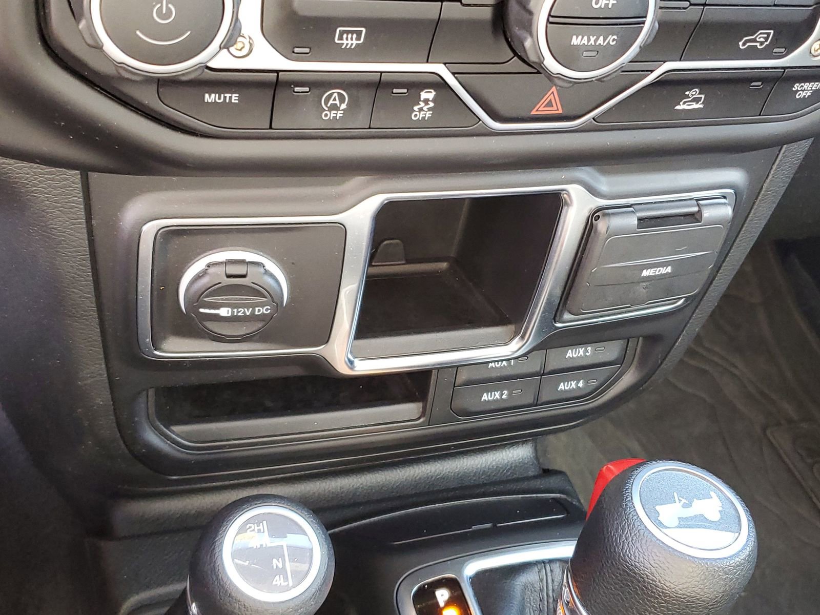 Used 2023 Jeep Wrangler Unlimited Sport AWD/4WD image 27