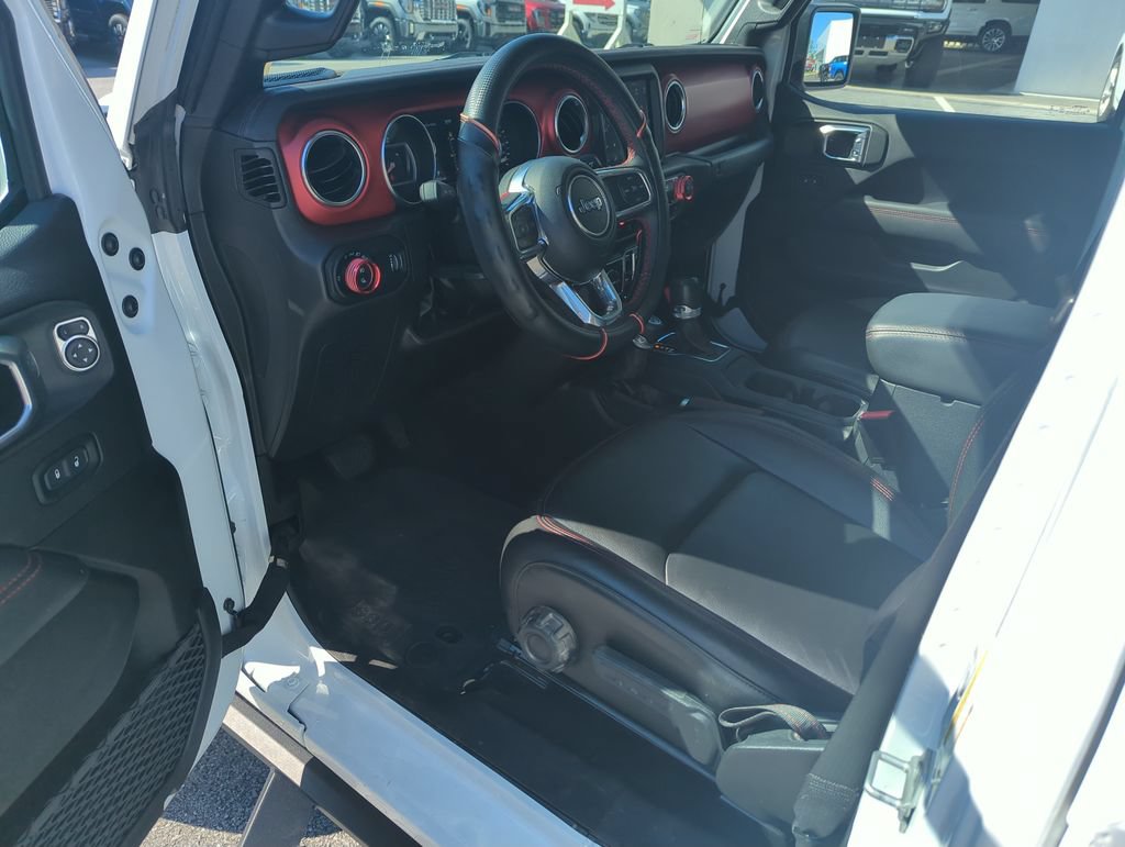 Used 2023 Jeep Gladiator Rubicon w/ Cold Weather Group AWD/4WD image 10