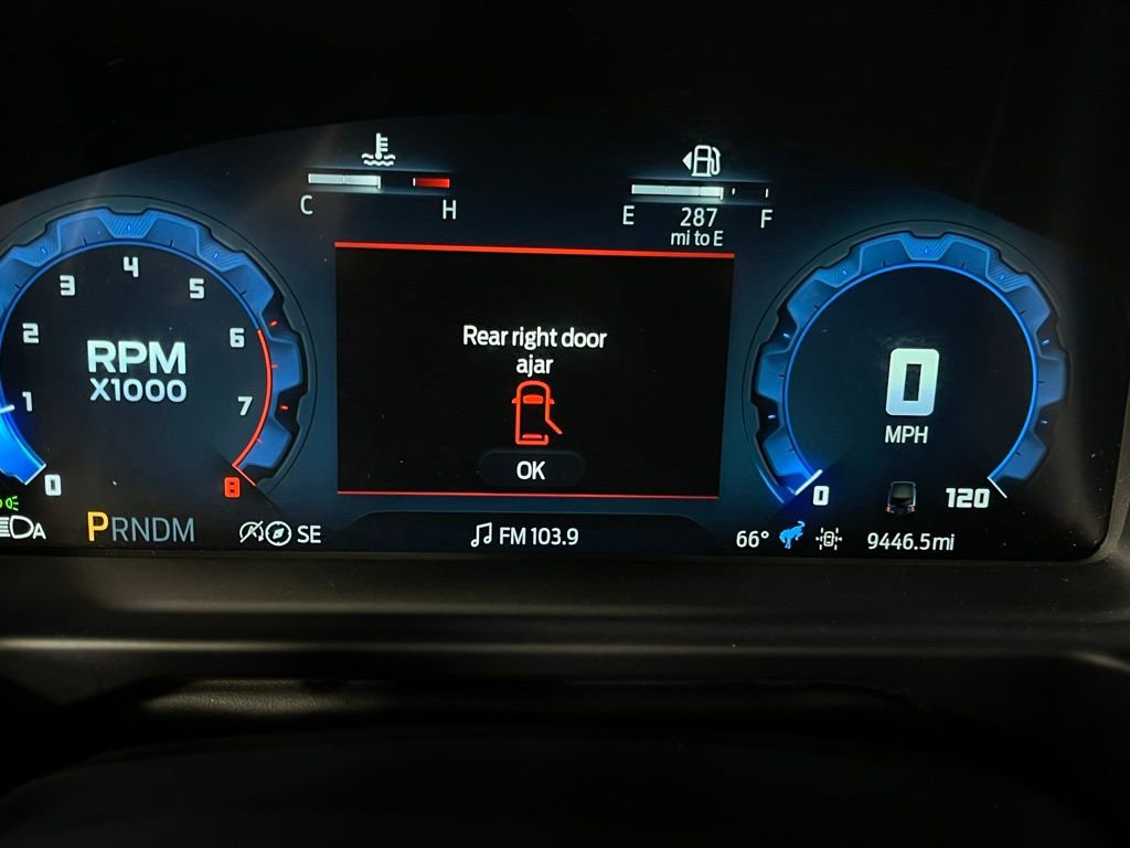 Used 2025 Ford Bronco Outer Banks image 16