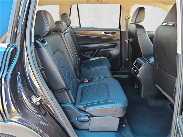Used 2025 Volkswagen Atlas SE FWD image 20