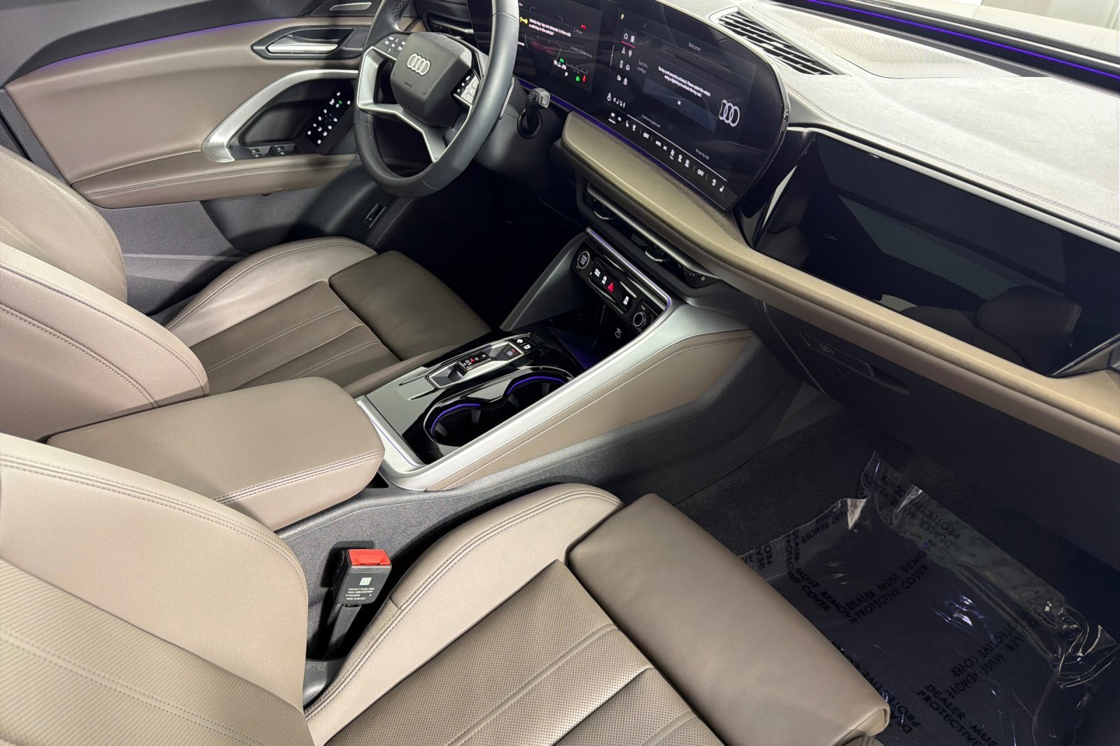 Used 2025 Audi Q5 Premium Plus w/ Premium Plus image 15