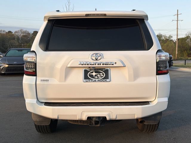 Used 2019 Toyota 4Runner SR5 AWD/4WD image 4