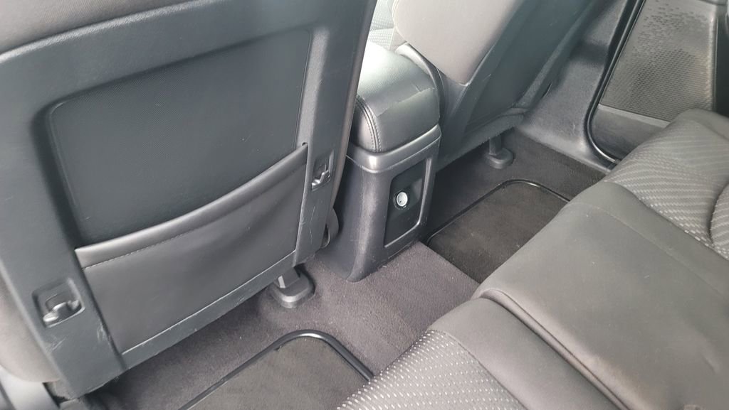 Used 2016 Dodge Journey SE w/ Flexible Seating Group image 26