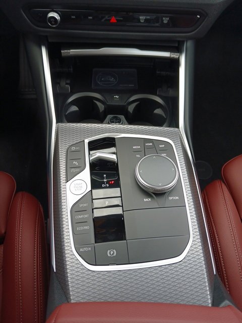 New 2026 BMW 330i Sedan w/ Convenience Package RWD image 18