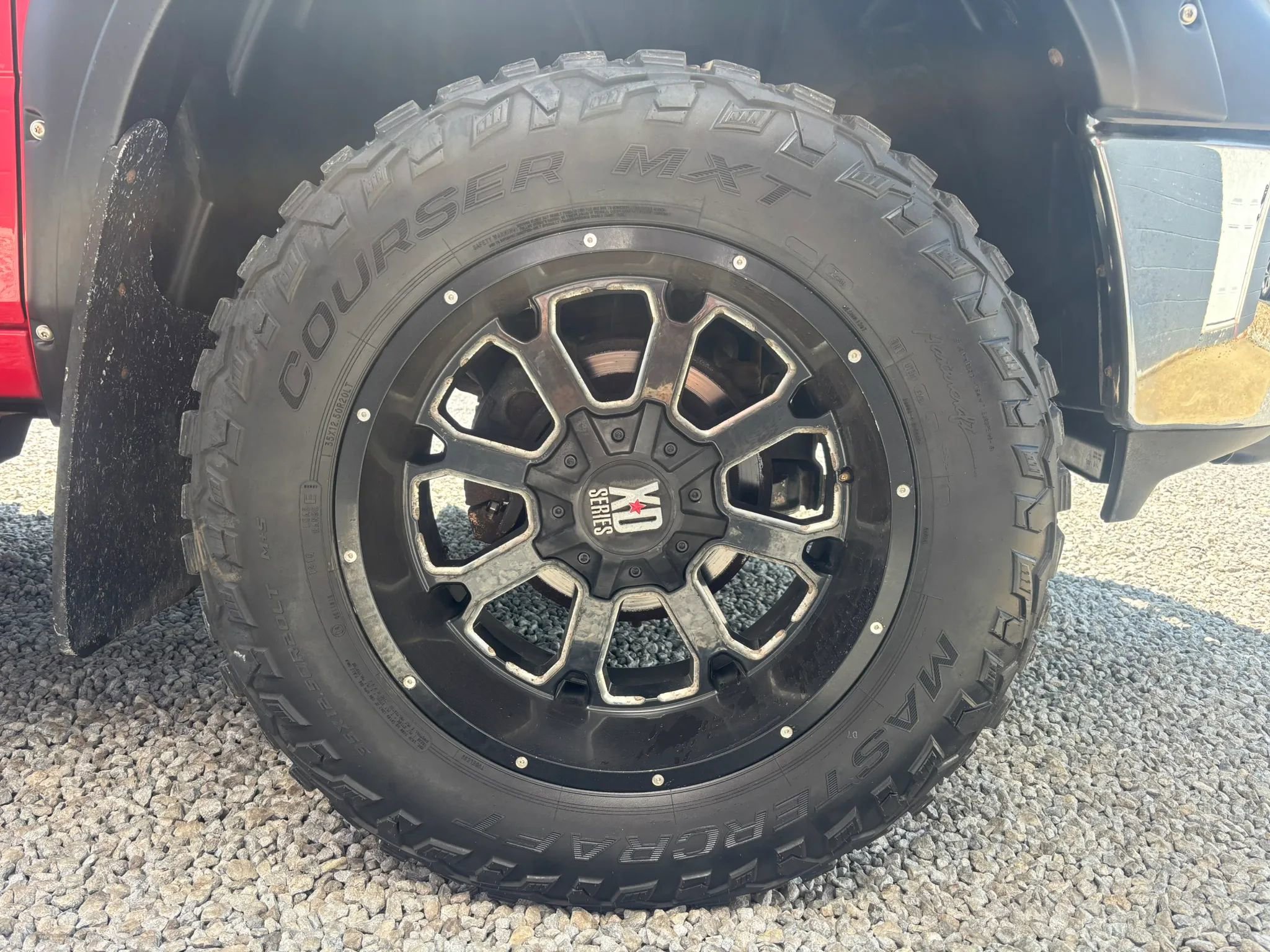 Used 2016 RAM 1500 ST w/ SXT Appearance Group AWD/4WD image 8