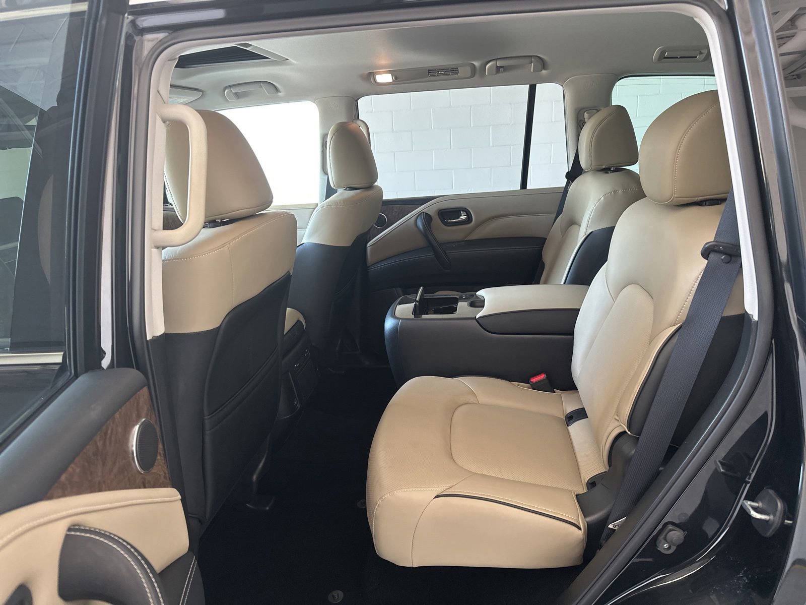 Certified 2023 INFINITI QX80 Premium Select w/ Cargo Package RWD image 10