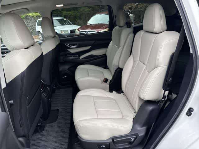 Used 2026 Subaru Ascent Limited AWD/4WD image 18