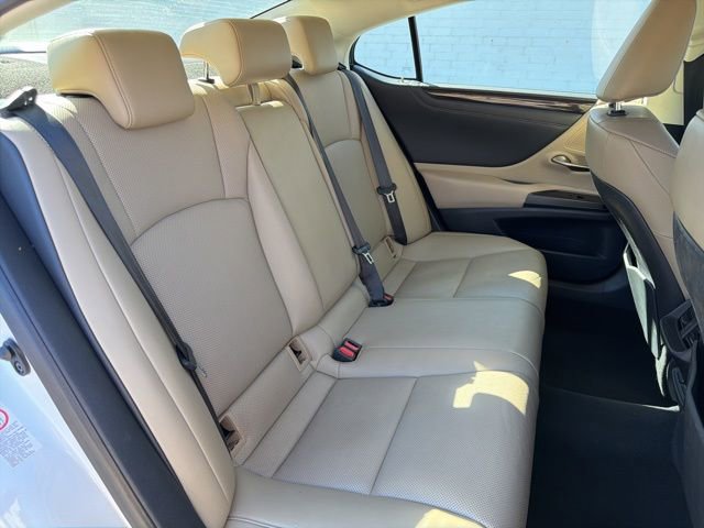 Used 2019 Lexus ES 350 Luxury w/ Premium Package image 15