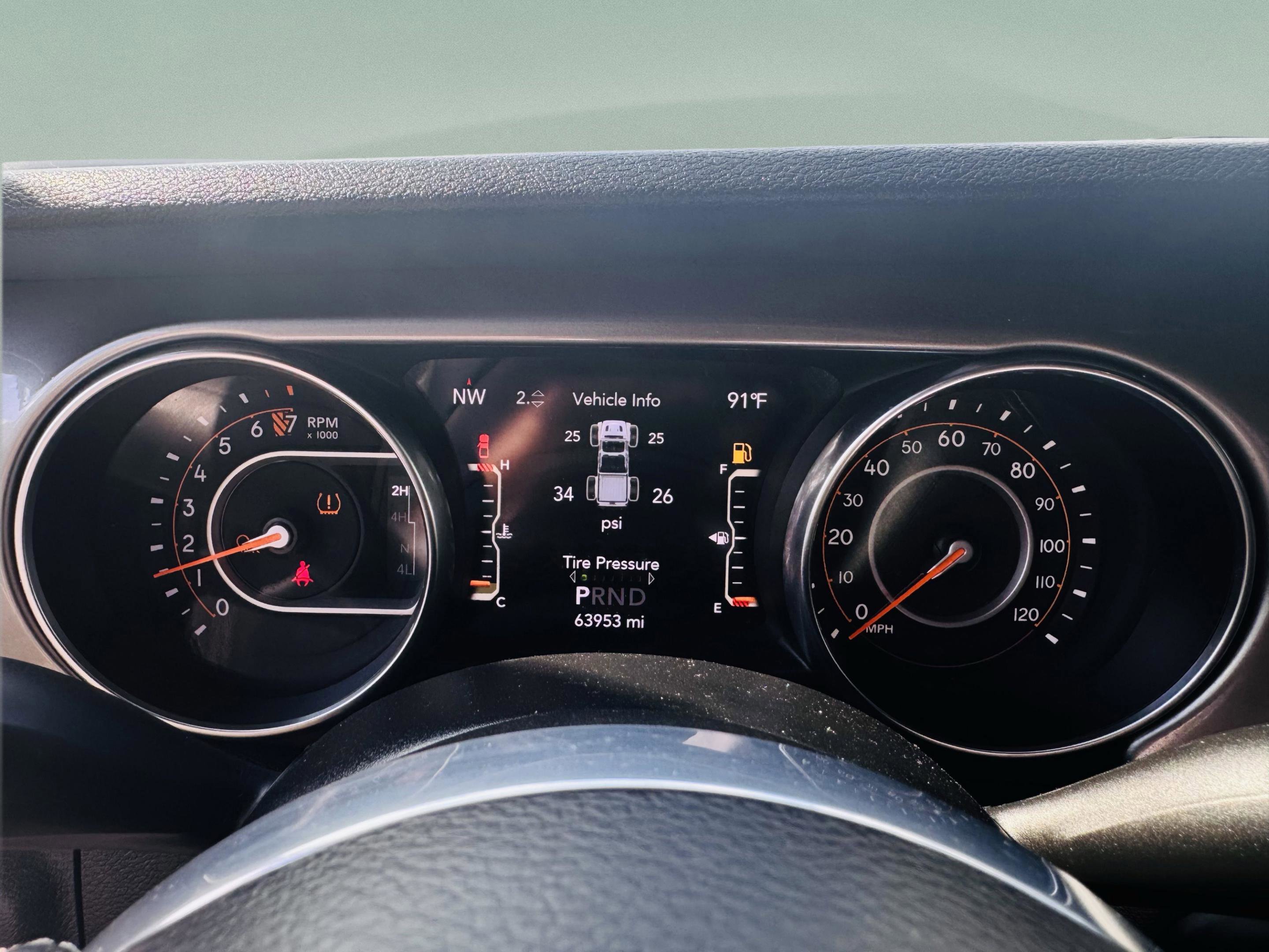 Used 2020 Jeep Gladiator Overland w/ Dual Top Group image 12