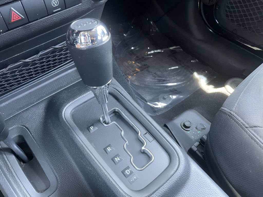 Used 2017 Jeep Wrangler Unlimited Sport AWD/4WD image 24