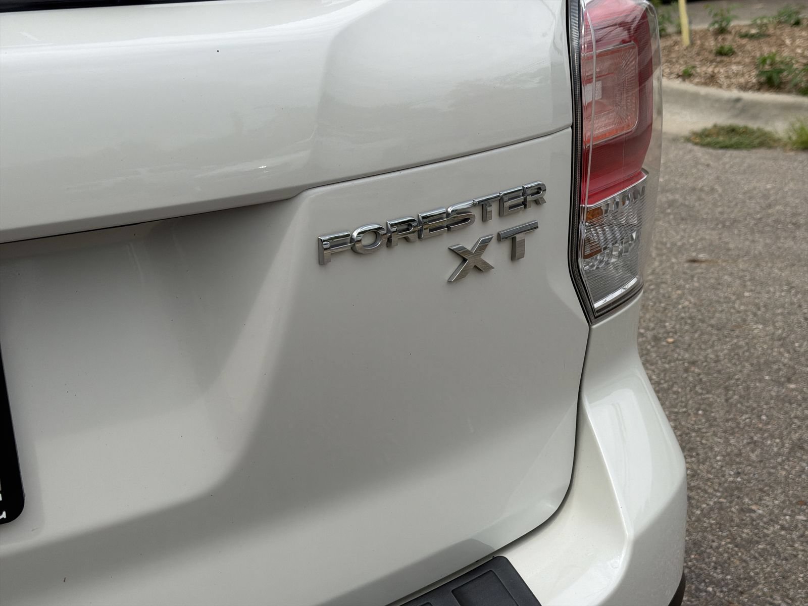 Used 2018 Subaru Forester 2.0XT Touring AWD/4WD image 17
