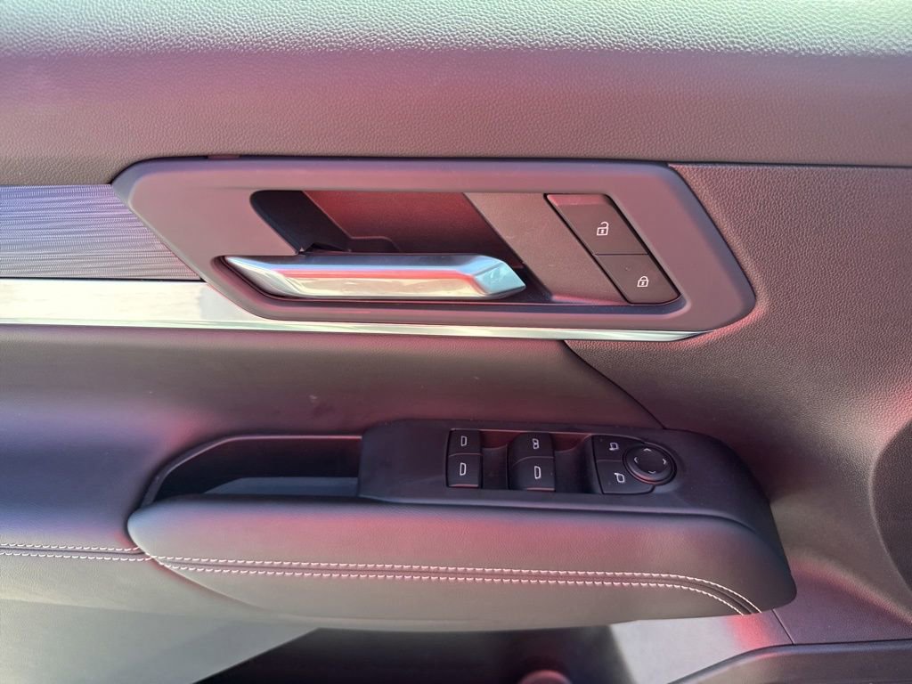 Used 2026 GMC Terrain Elevation w/ Technology Package II image 19