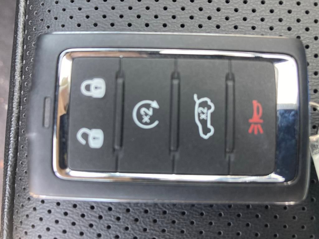 New 2024 Jeep Grand Cherokee Limited 4xe w/ Luxury Tech Group II image 25