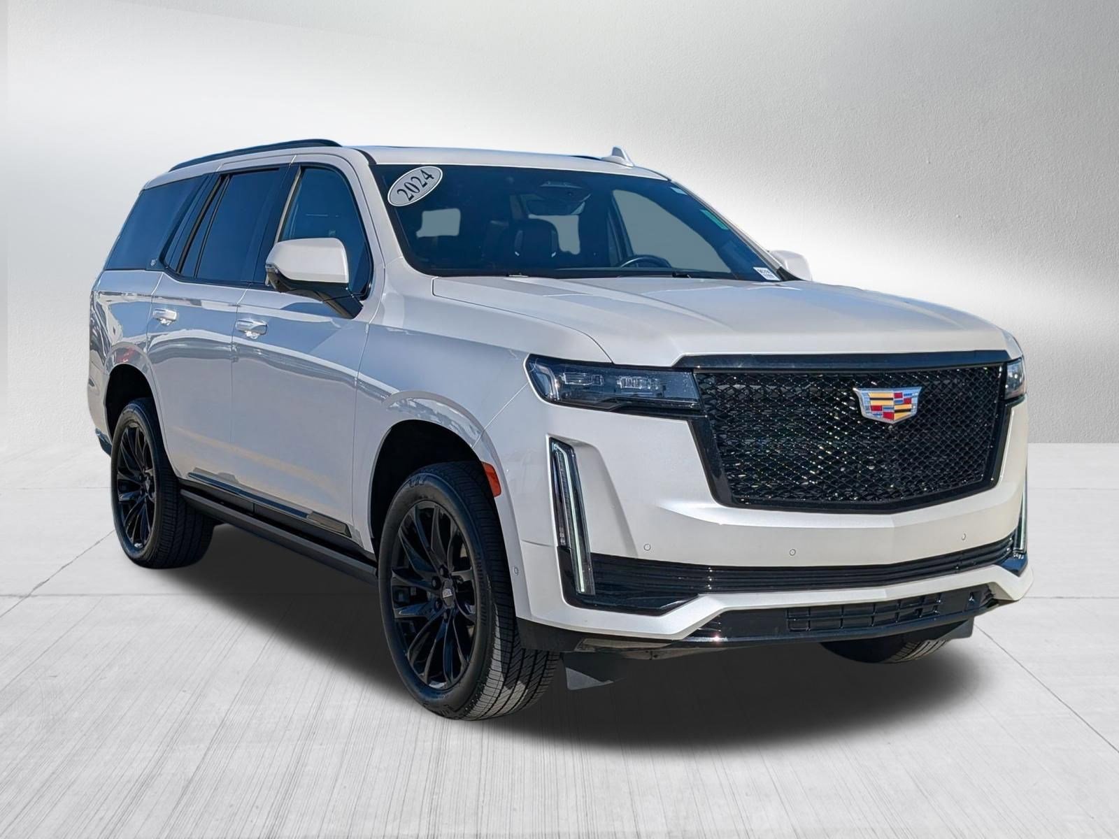 Used 2024 Cadillac Escalade Sport Platinum w/ LPO, ONYX Package image 8