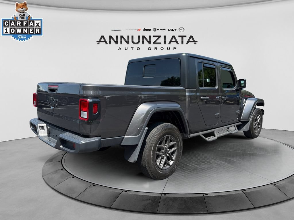 Used 2025 Jeep Gladiator Sport AWD/4WD image 5