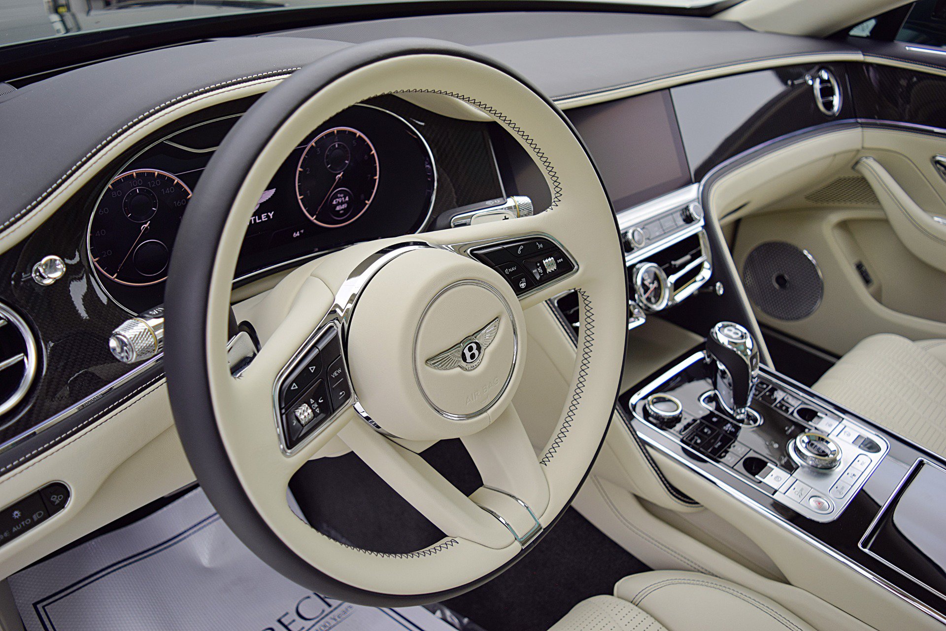 Certified 2022 Bentley Flying Spur V8 AWD/4WD image 19
