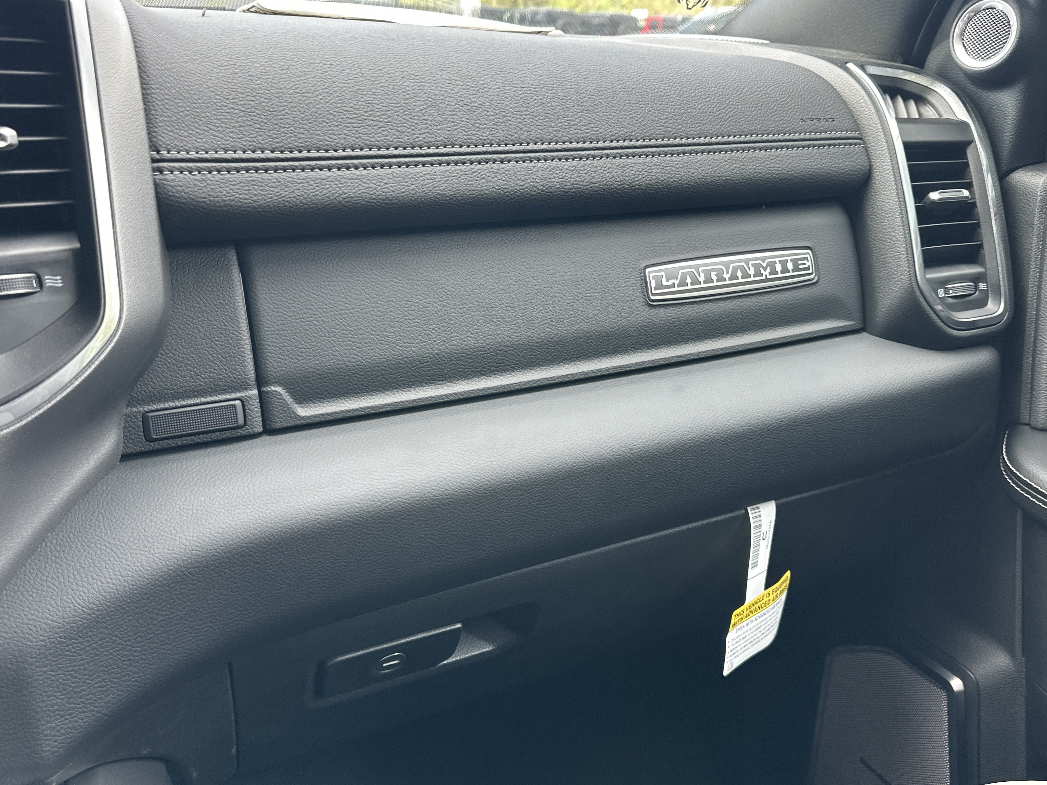 New 2027 RAM 2500 Laramie AWD/4WD image 5