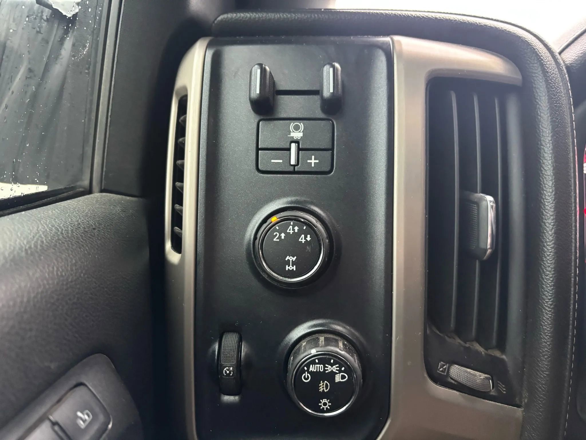 Used 2016 GMC Sierra 2500 Denali image 20