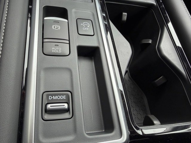 New 2026 Nissan Pathfinder S image 24