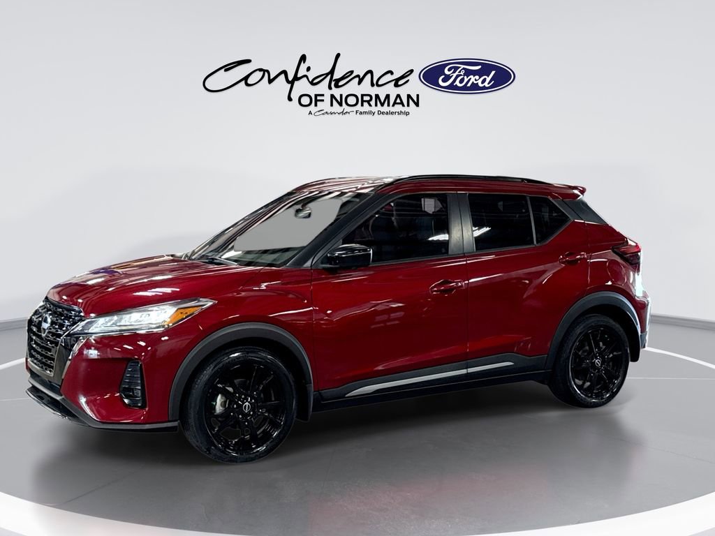 Used 2023 Nissan Kicks SR w/ SR Premium Package image 4