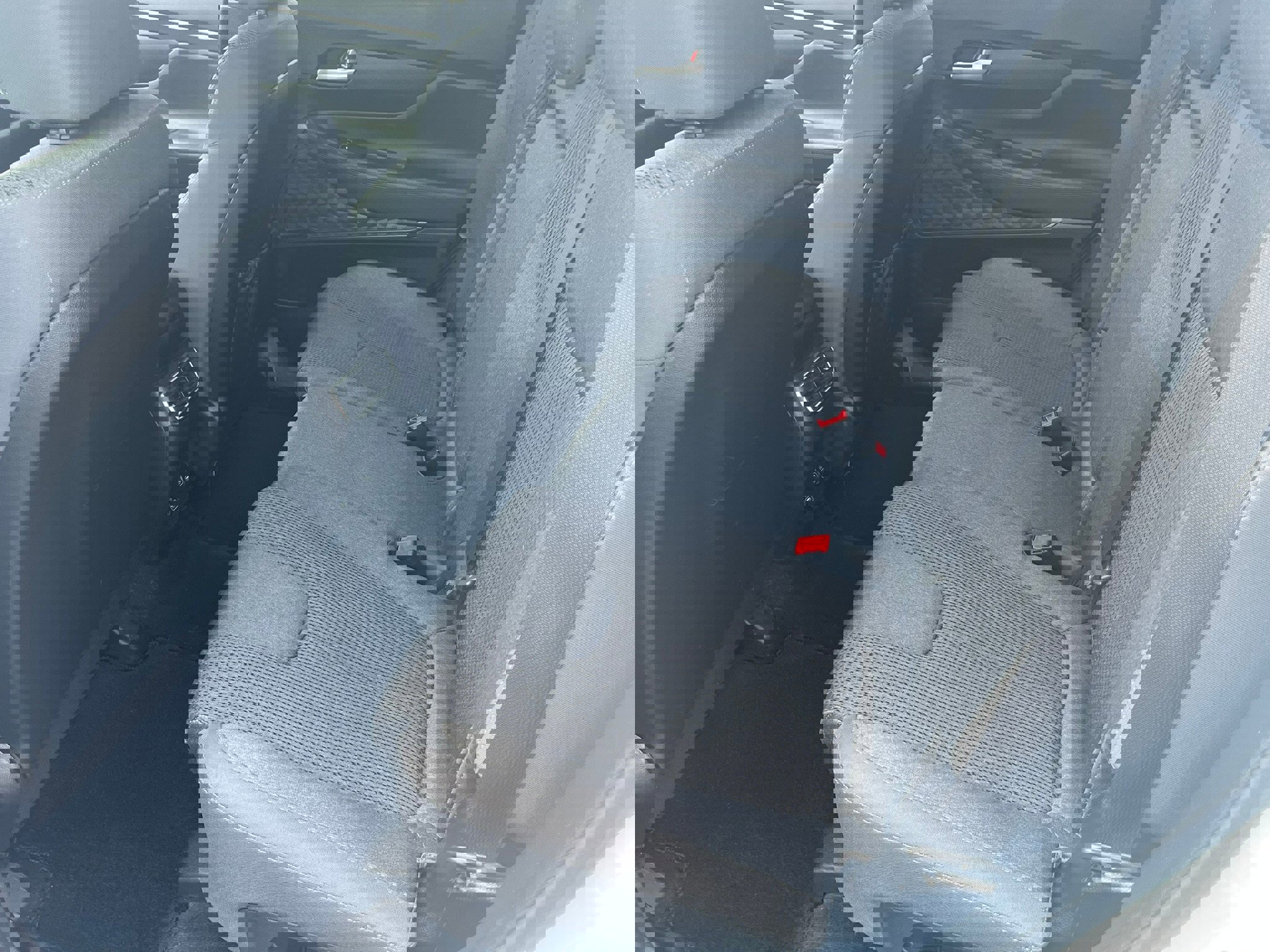 Used 2022 Hyundai Santa Fe SE image 24