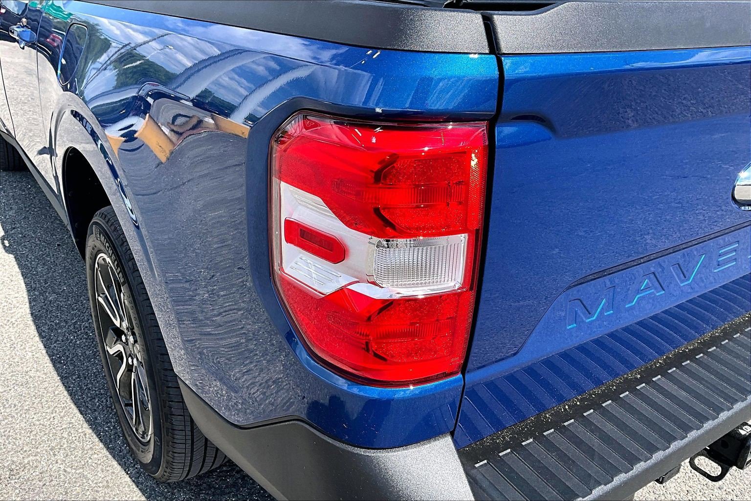 Certified 2023 Ford Maverick Lariat w/ Lariat Luxury Package AWD/4WD image 31