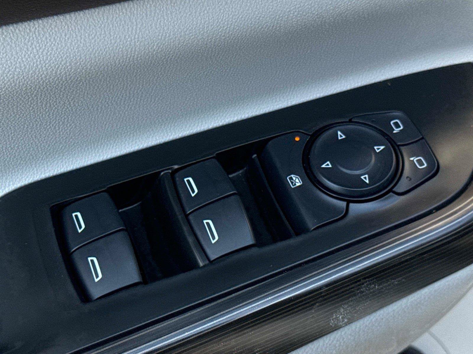 Used 2017 GMC Acadia SLT FWD image 21