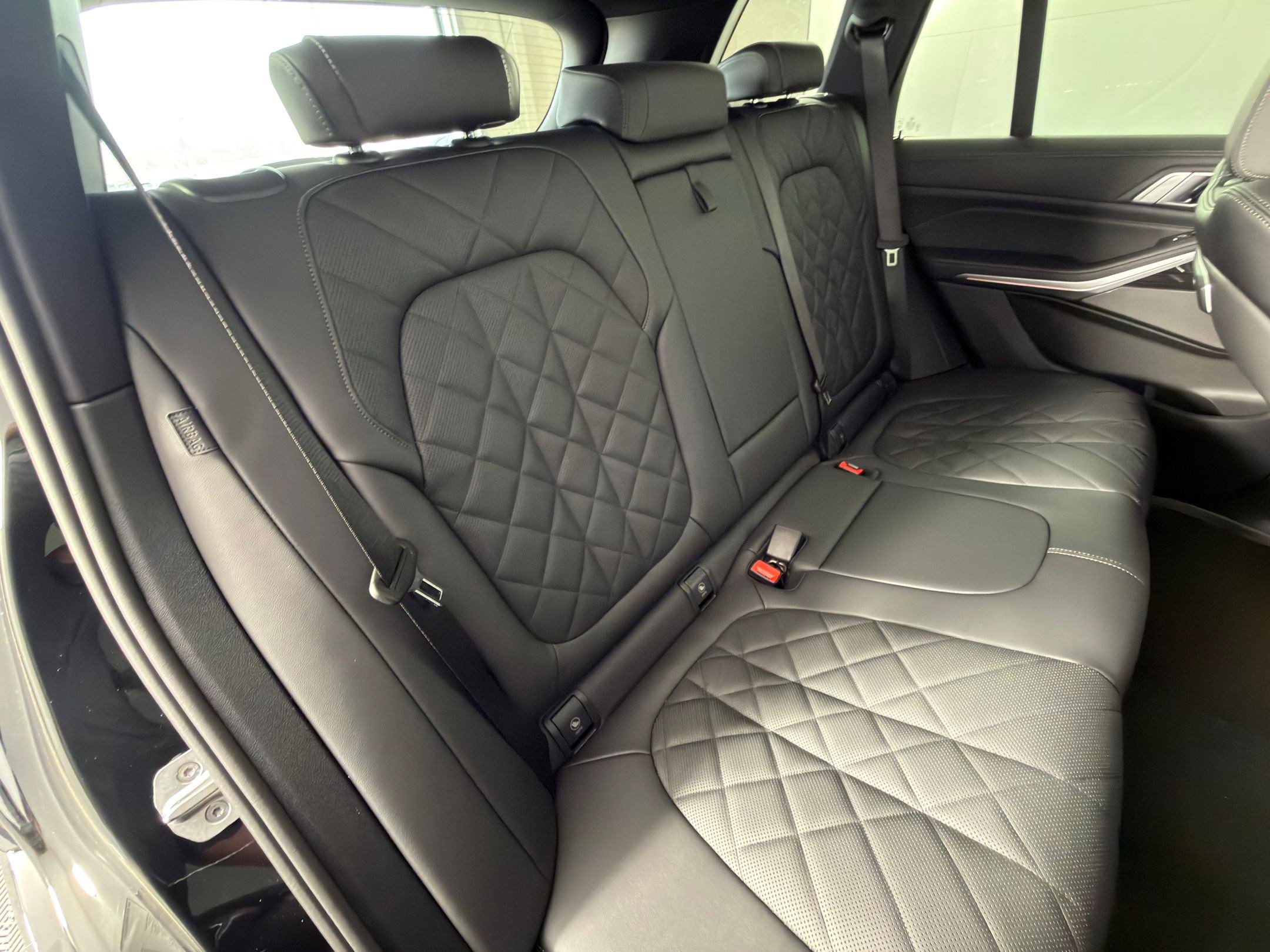 New 2026 BMW X5 sDrive40i w/ M Sport Package image 33