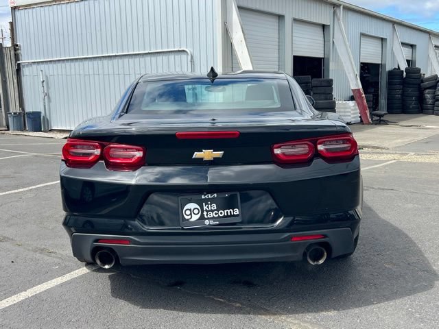 Used 2019 Chevrolet Camaro LT RWD image 10