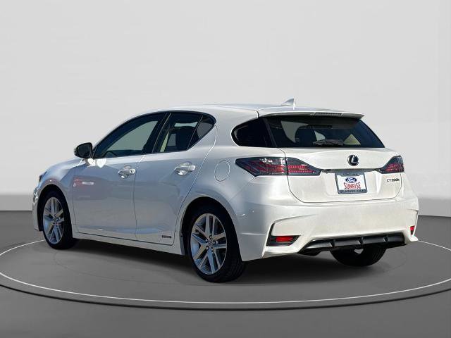 Used 2017 Lexus CT 200h image 7