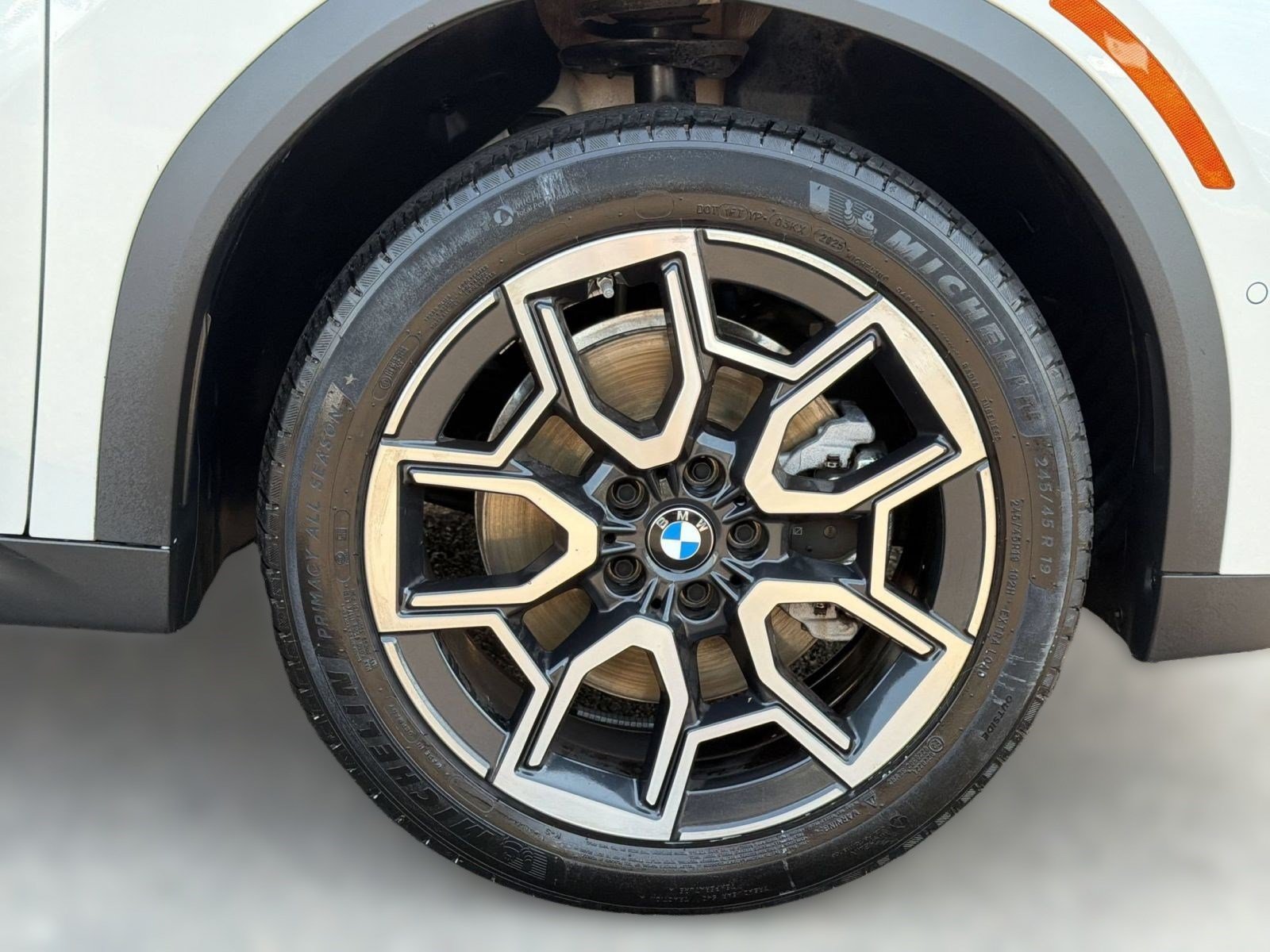 Used 2025 BMW X2 xDrive28i w/ Premium Package AWD/4WD image 13
