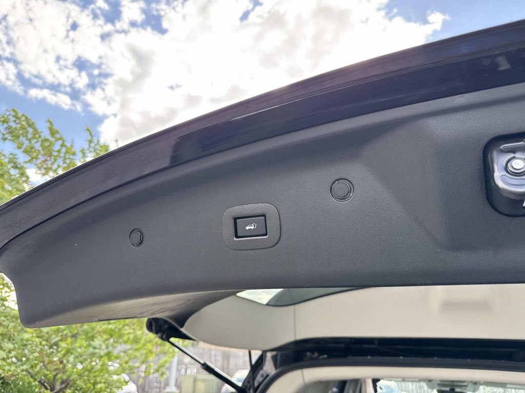 Used 2021 INFINITI QX80 Luxe RWD image 37