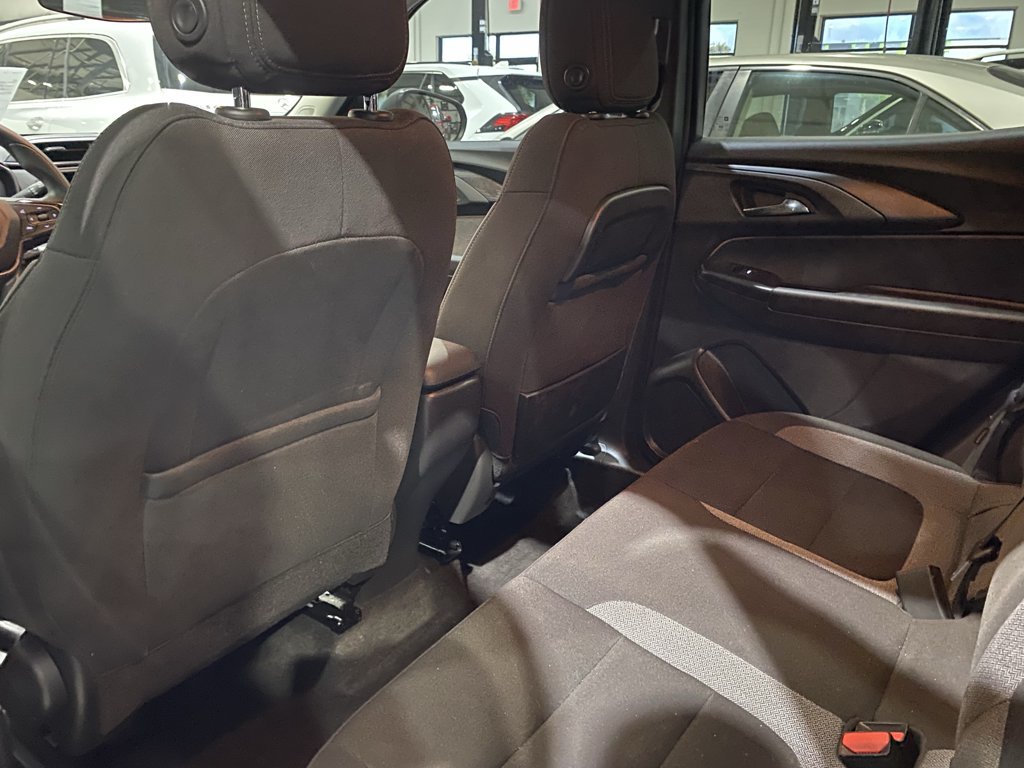 Used 2023 Chevrolet TrailBlazer LS FWD image 5