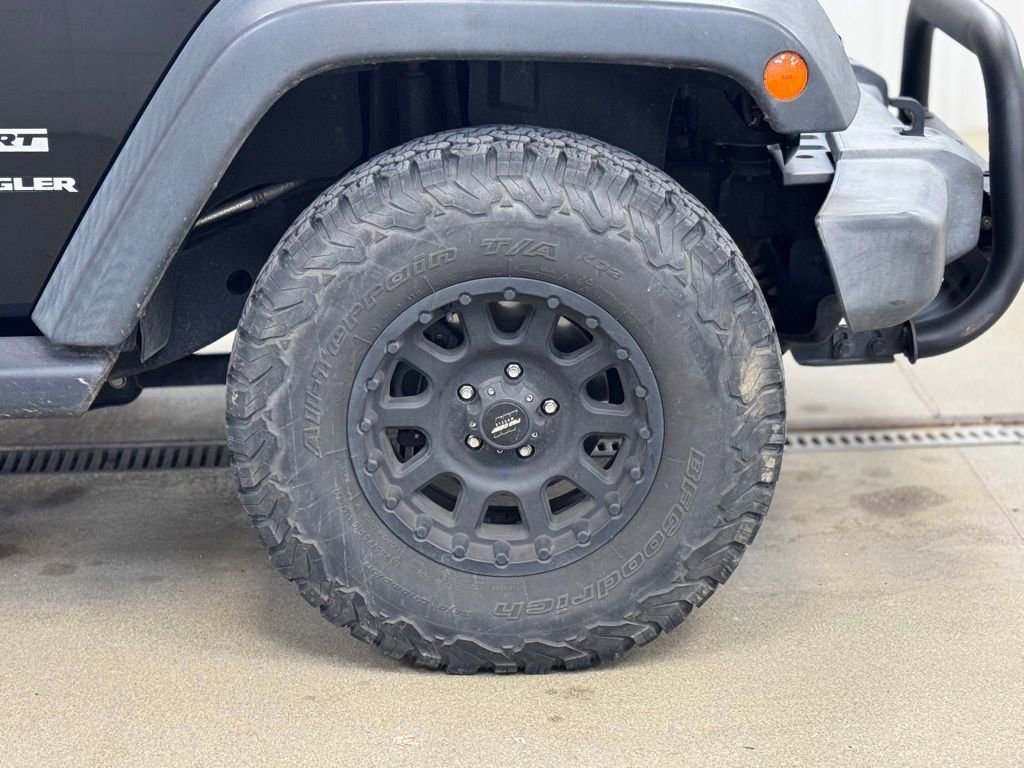 Used 2017 Jeep Wrangler Sport S w/ Quick Order Package 24S image 4