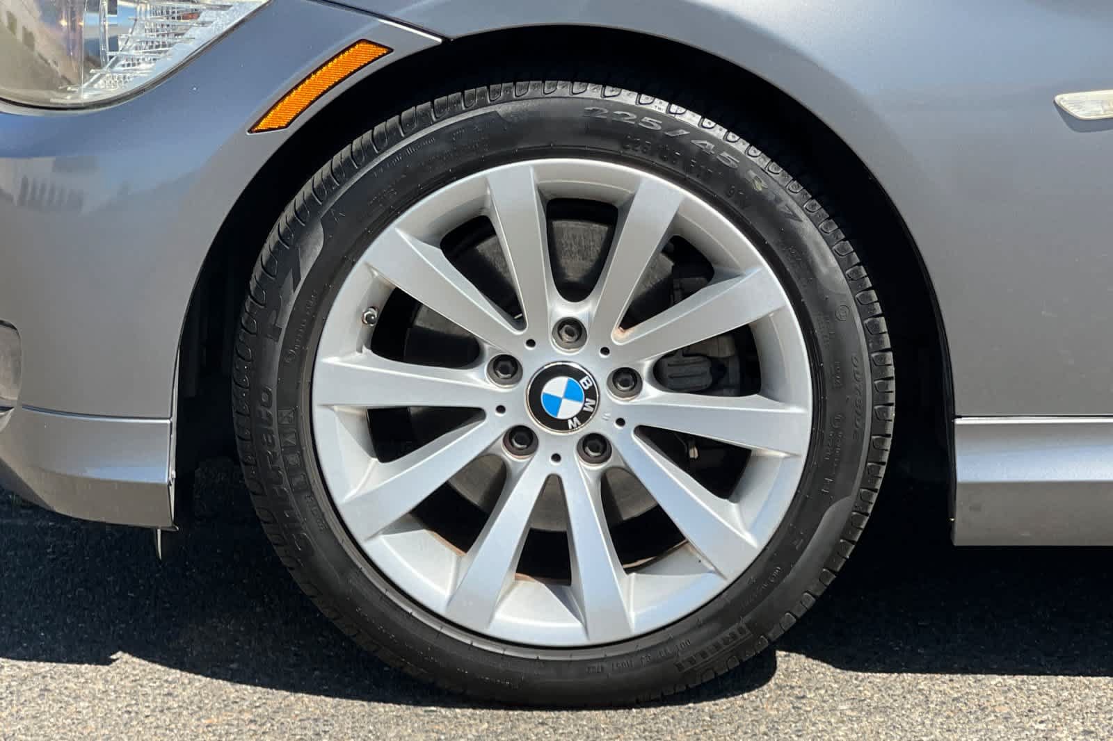 Used 2011 BMW 328i Sedan RWD image 30
