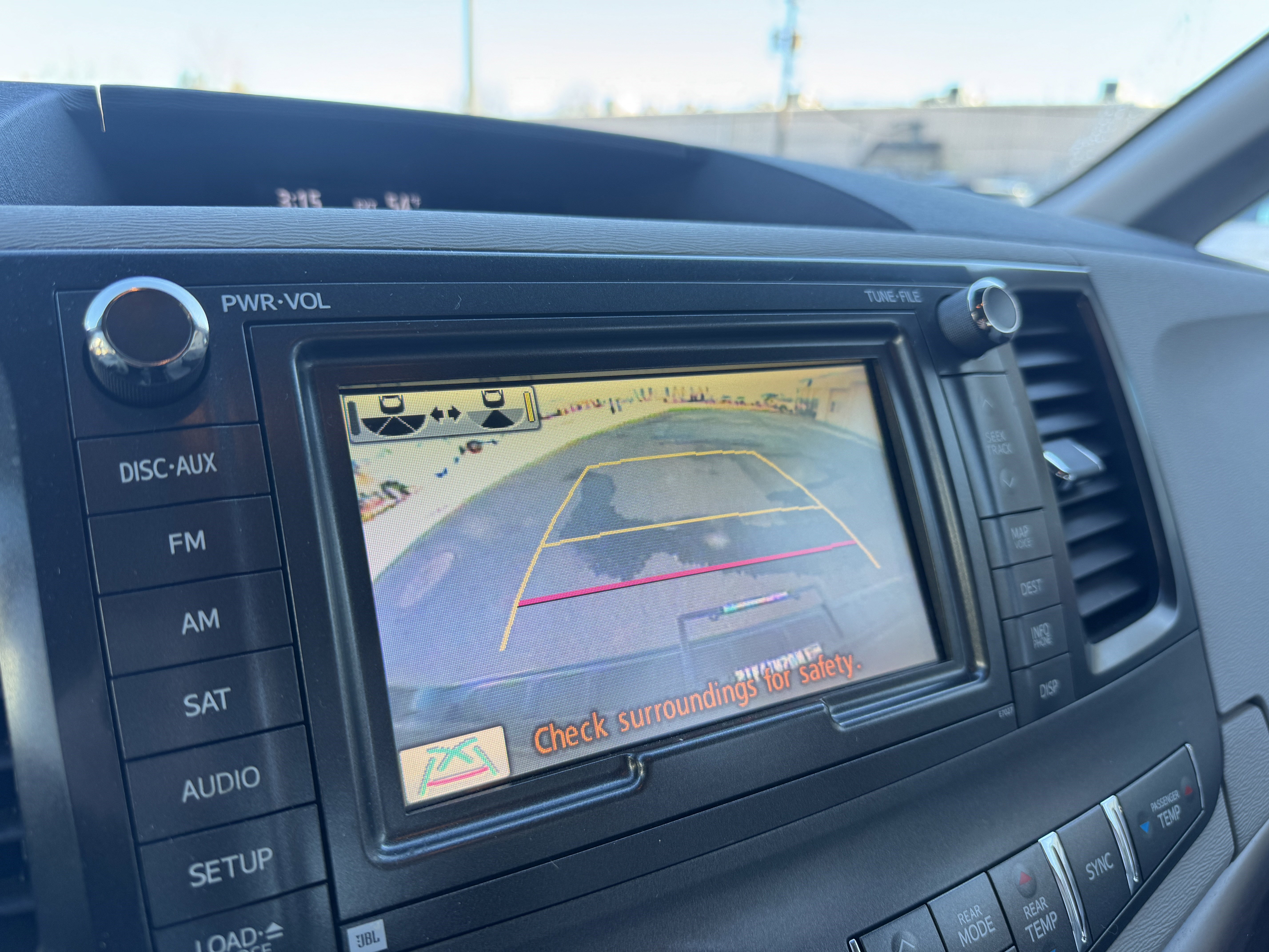 Used 2012 Toyota Sienna XLE image 26