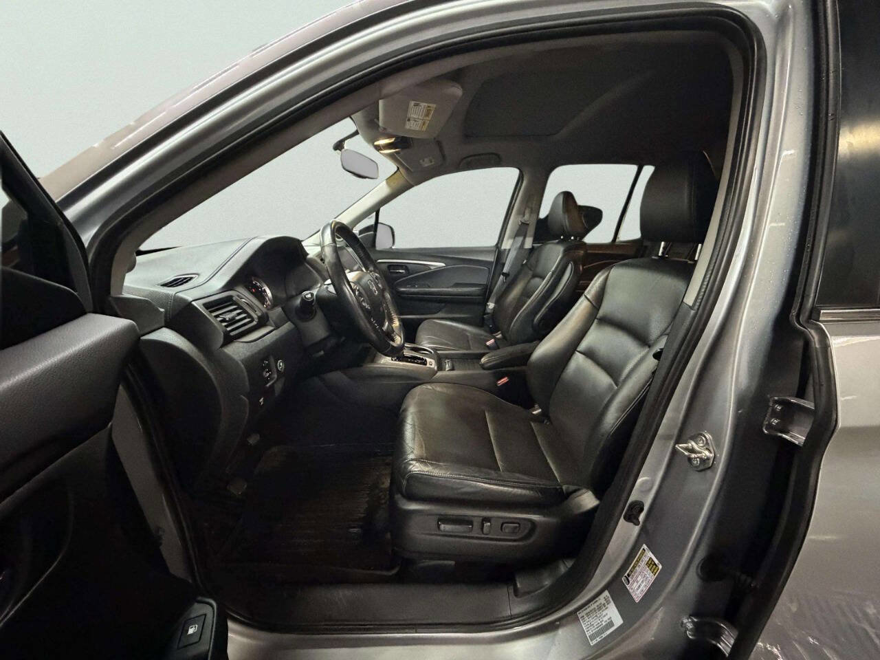 Used 2019 Honda Ridgeline RTL-T image 16