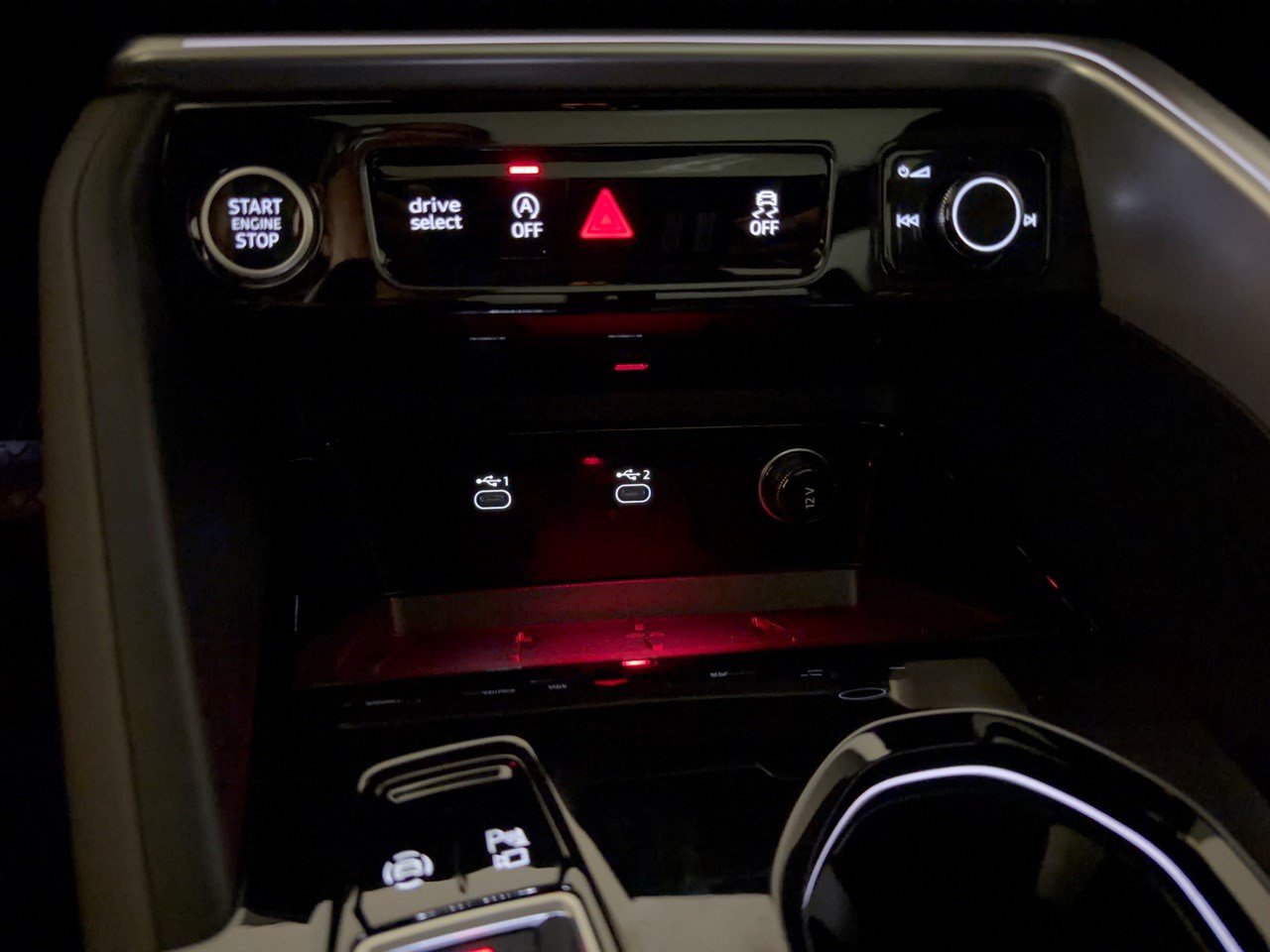 Certified 2025 Audi Q5 Premium w/ Convenience Package AWD/4WD image 22