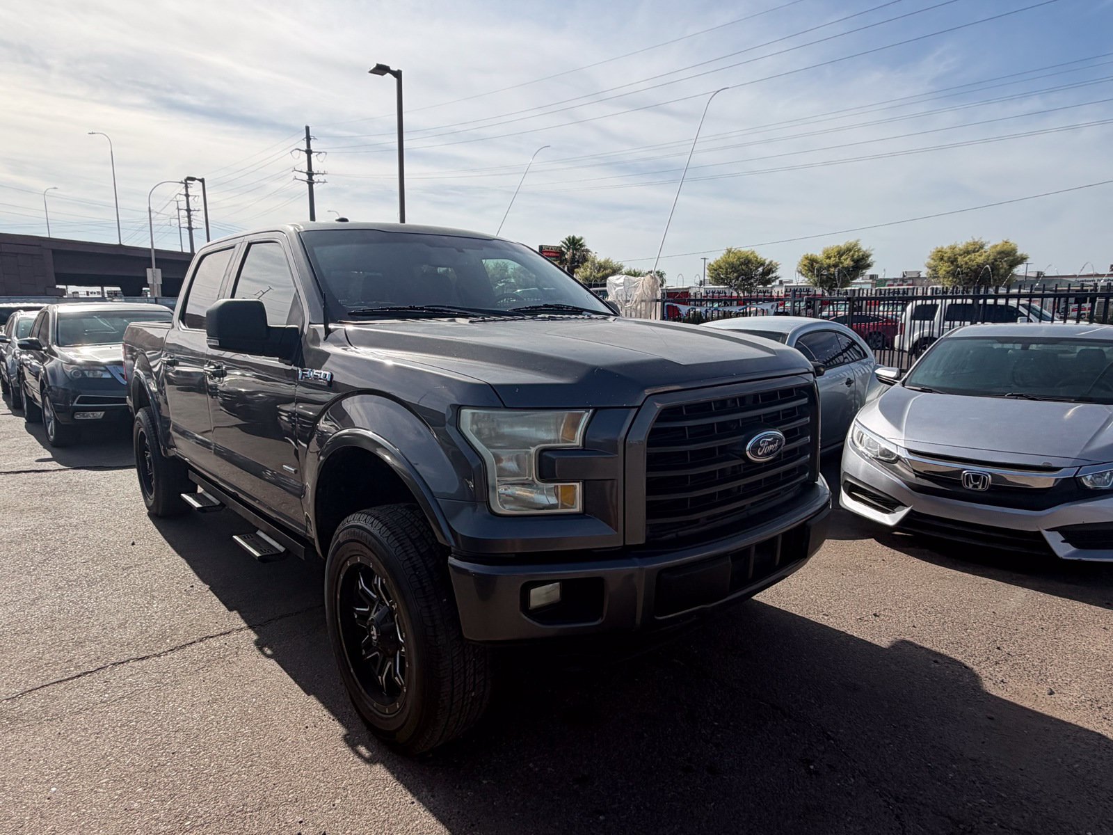 Used 2016 Ford F150 XLT w/ Equipment Group 302A Luxury RWD image 2