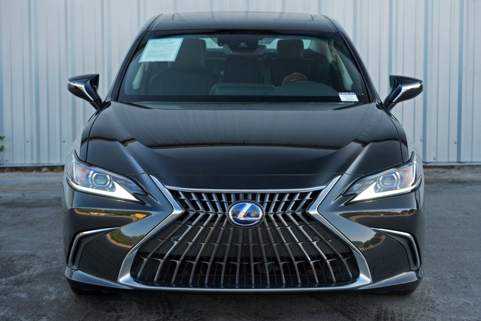 Used 2022 Lexus ES 300h w/ Premium Package FWD image 48