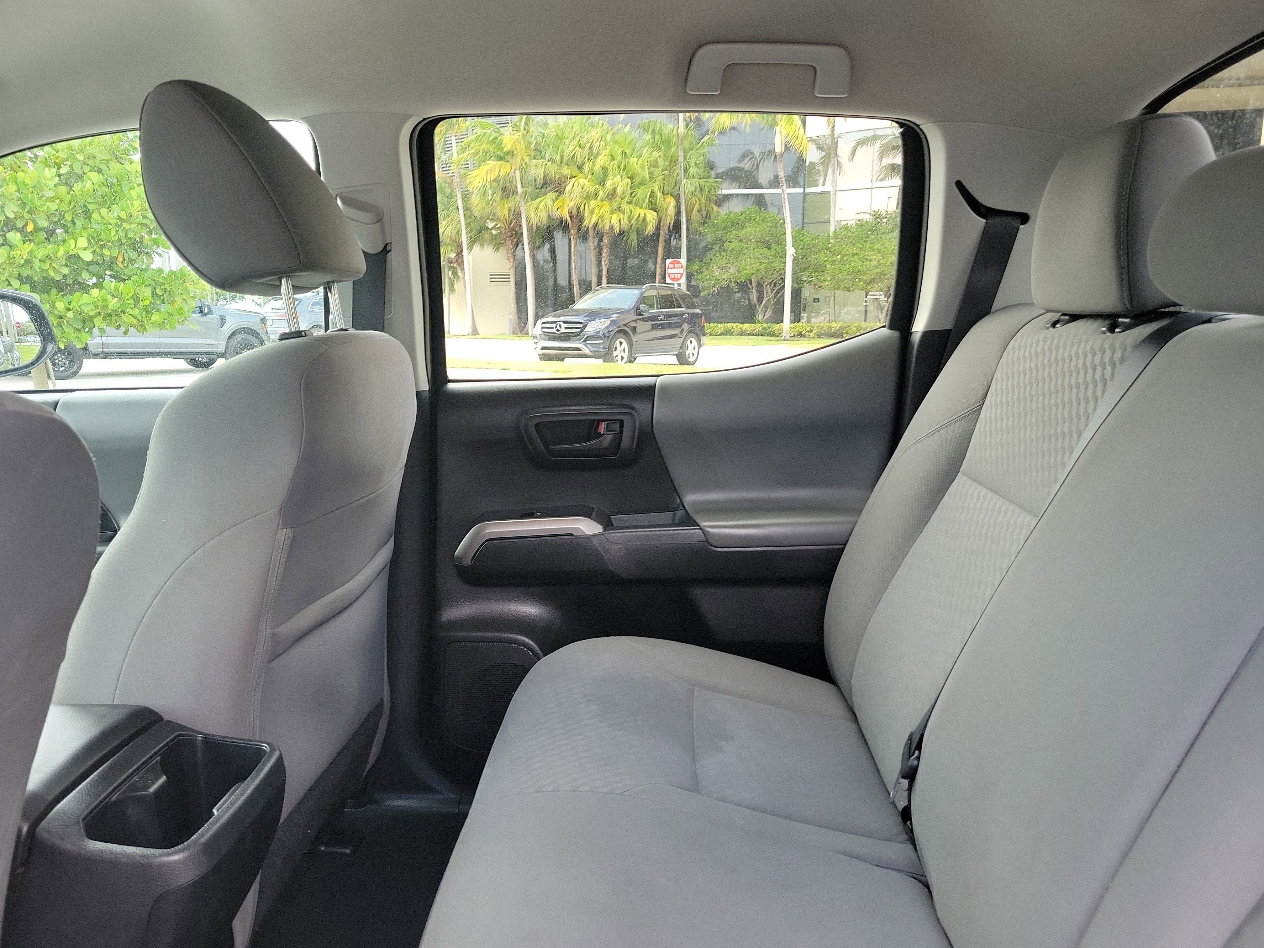 Used 2023 Toyota Tacoma SR5 RWD image 12