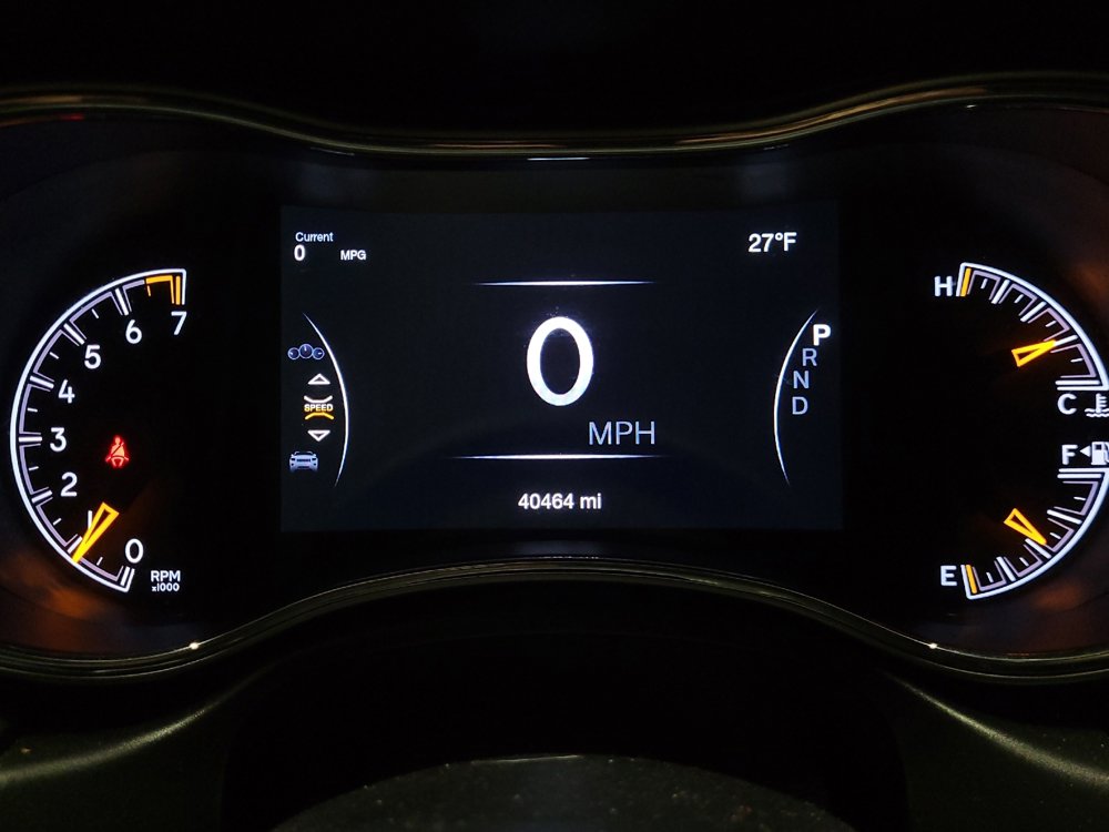 Used 2021 Jeep Grand Cherokee Laredo X image 23