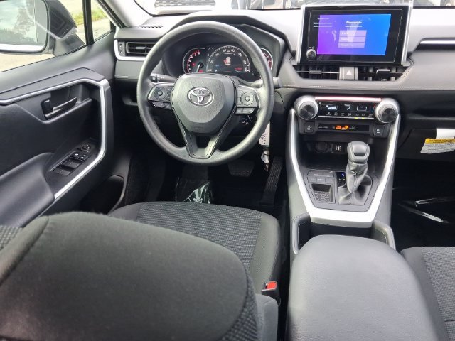 Used 2025 Toyota RAV4 LE FWD image 8