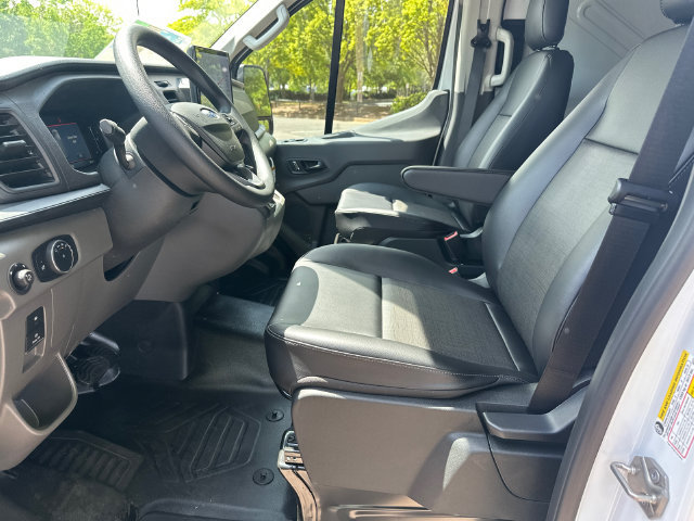 New 2026 Ford Transit 150 Low Roof w/ Load Area Protection Package RWD image 10
