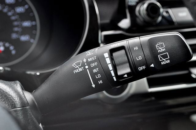 Used 2023 Kia Seltos EX image 33