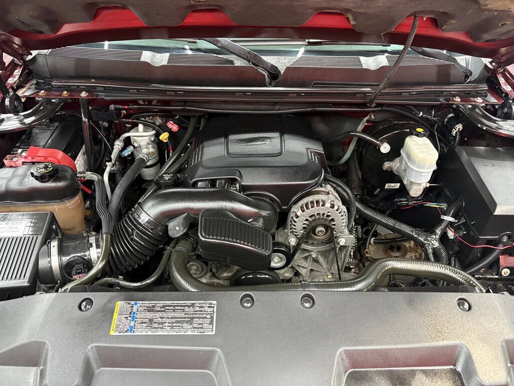 Used 2008 Chevrolet Silverado 1500 LTZ w/ Suspension Package, Off-Road AWD/4WD image 16