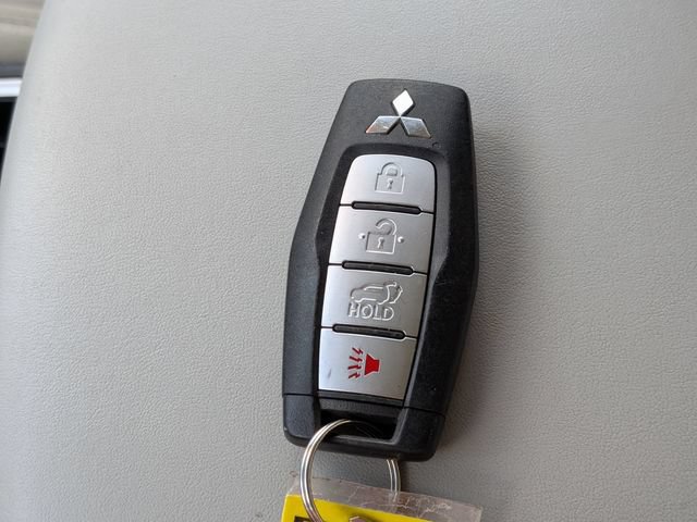 Used 2022 Mitsubishi Outlander SEL FWD image 31