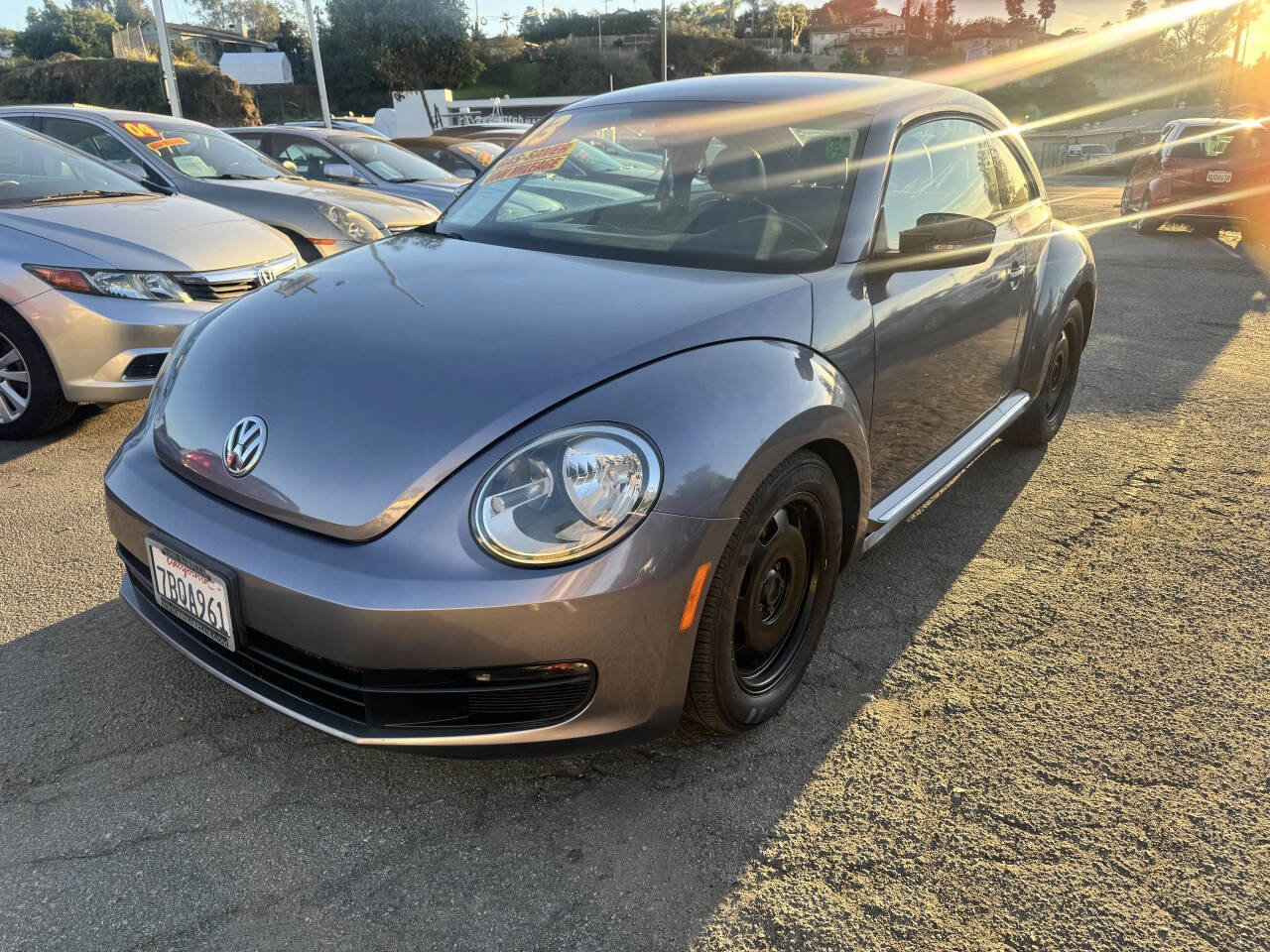 Used 2013 Volkswagen Beetle 2.5 image 5